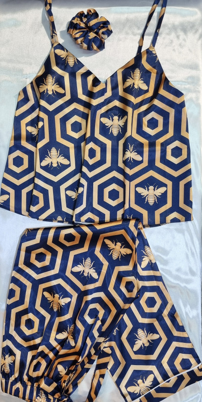تاپ و شلوار ساتن طرح دار با اسرانچی Lorenza 2615