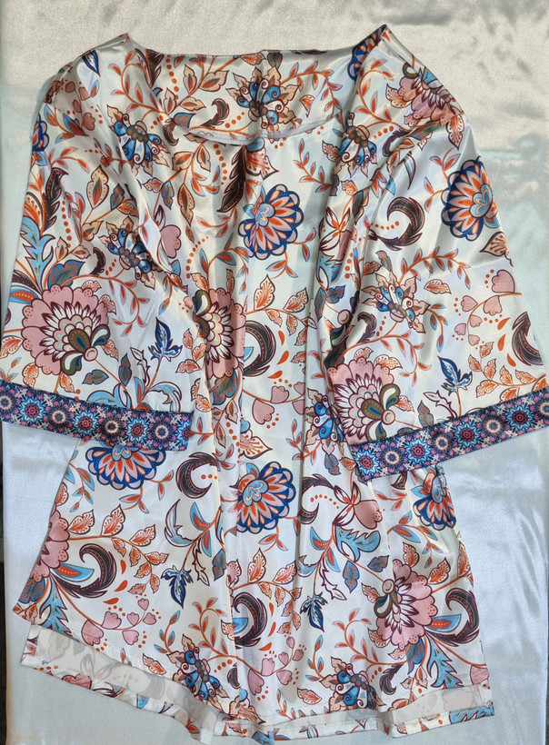 تیشرت و شورتک ساتن طرح ترمه با اسکرانچی Lorenza 2649